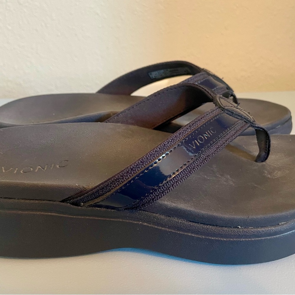 Vionic Women's Dark Blue Sandals
